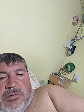 tatingordin élő XXX-chatje