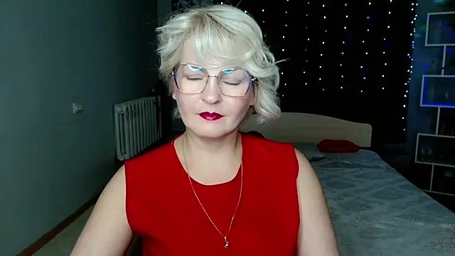 Živý XXX chat BlondeBrilliant7