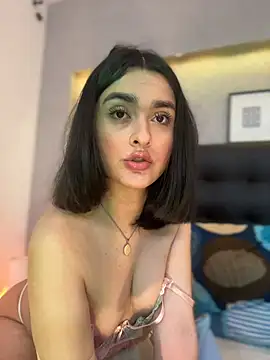 MiahWindsor's Live XXX Chat