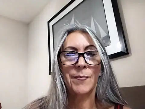 ClassyEvaRobinson's Live XXX Chat