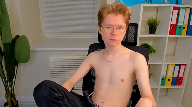 צ'אט XXX בשידור חי של DanielSanders