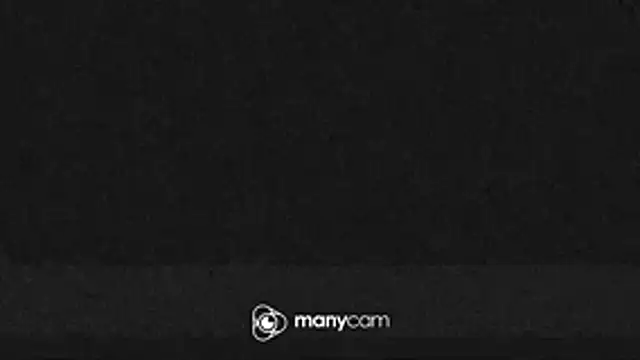 XXX chat uživo modela der_dino30