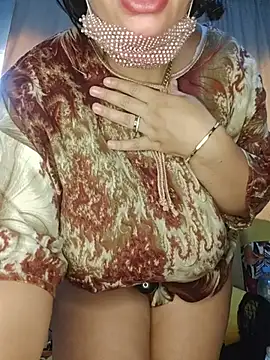 _Zinaa Adlı Modelin Canlı XXX Sohbeti