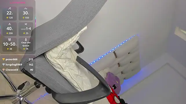 צ'אט XXX בשידור חי של MissCarolinne