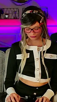Kittychatte élő XXX-chatje
