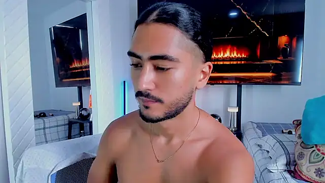 david__johnson372 élő XXX-chatje