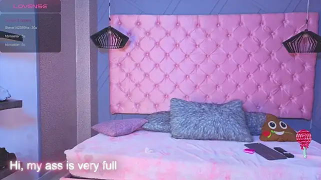 Sara-Messy Chat XXX in diretta