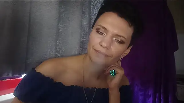 HotMamaQueen234 Live XXX-Chat
