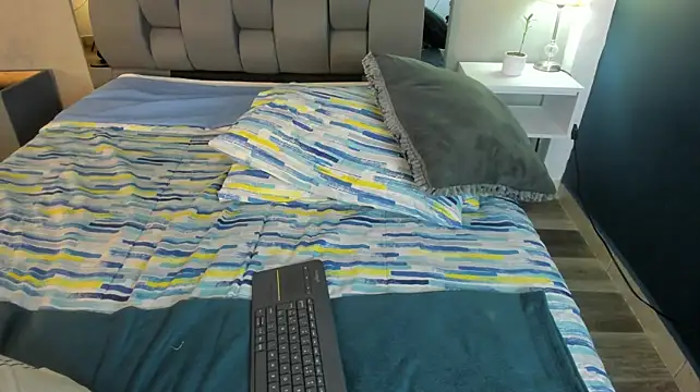 Charlie___Musk Live XXX Chat