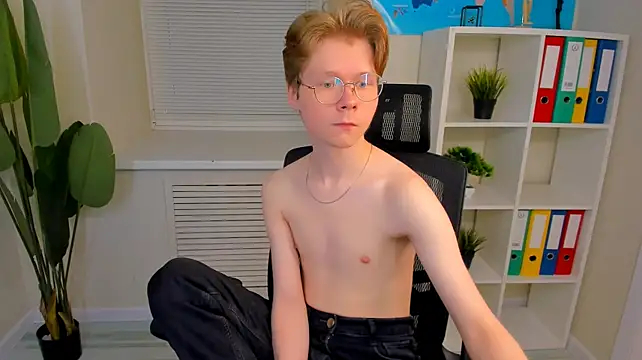 DanielSanders live XXX chat