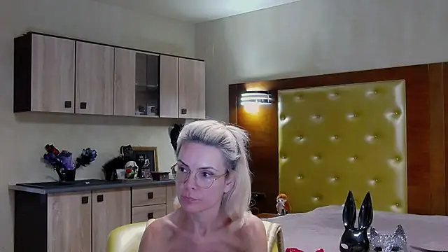 Živý XXX chat DomCaprisse