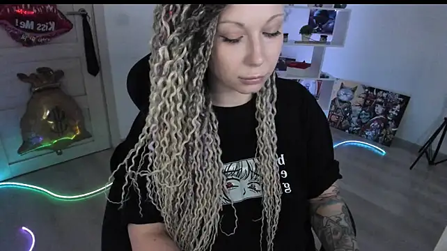 Chat +18 de HoneySallyMoore ao vivo