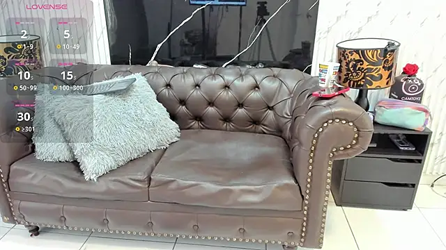 OliviaWilliamm Chat XXX in diretta