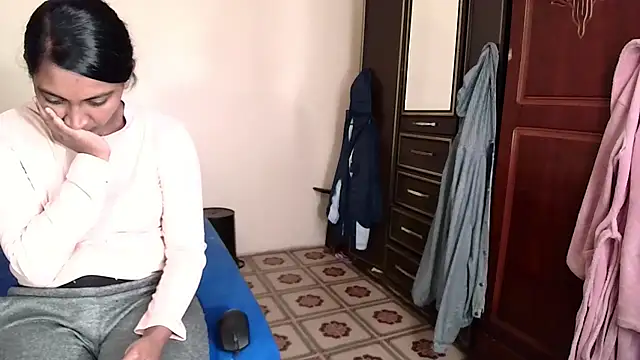 XXX chat uživo modela indiansweetflava
