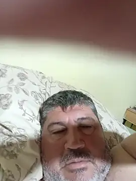 tatingordin élő XXX-chatje