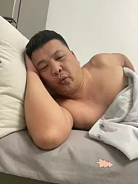 zhang1118's Live XXX Chat