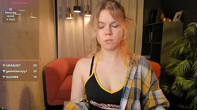 ElizabethVane Chat XXX in diretta