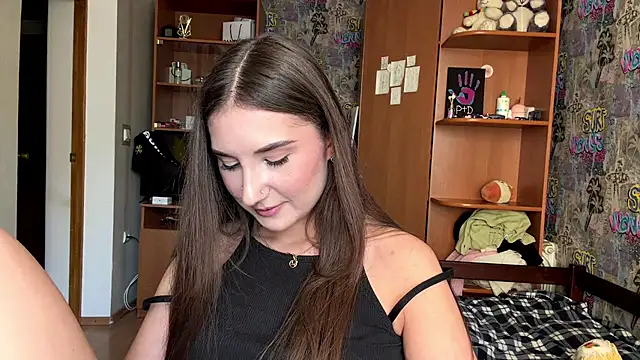 Czat XXX na żywo – KittyNoSkirty