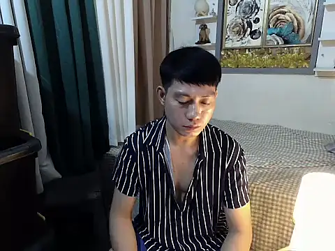 xshyboyx 라이브 XXX 채팅