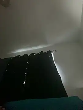 XXX chat uživo modela GusanoDelicioso