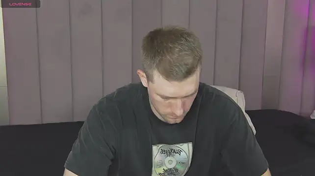 EthanPinkman 라이브 XXX 채팅