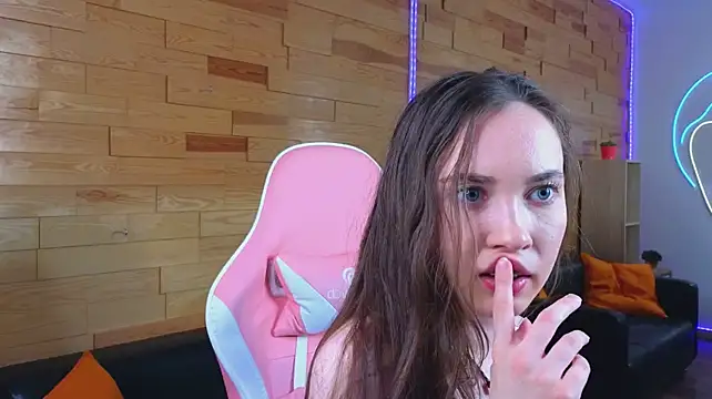 LilaMccoyn Live XXX chat