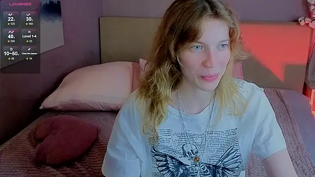 Emily_CartexのライブXXXチャット