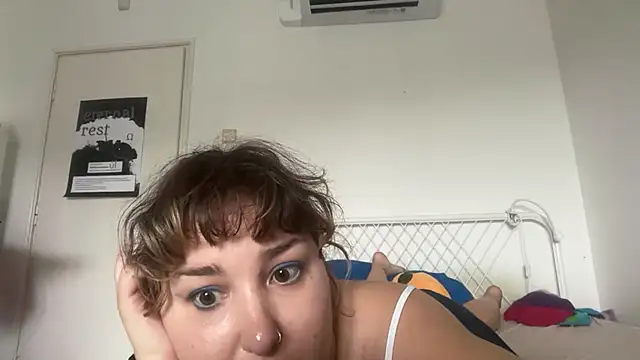 mysteradecadent's Live XXX Chat