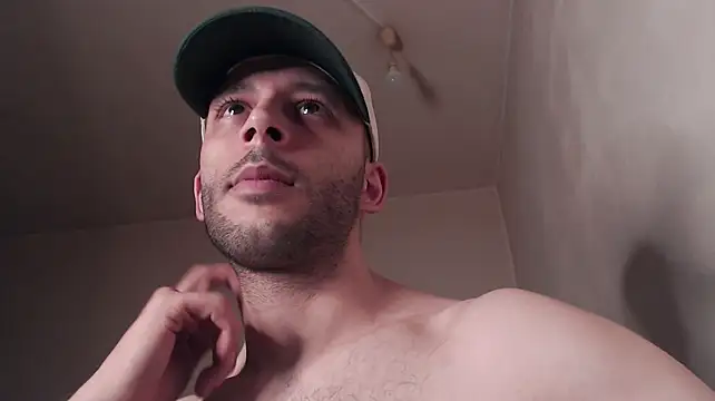 henryaxe Chat XXX live