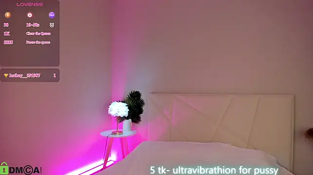 Luna_Vibee's Live XXX Chat