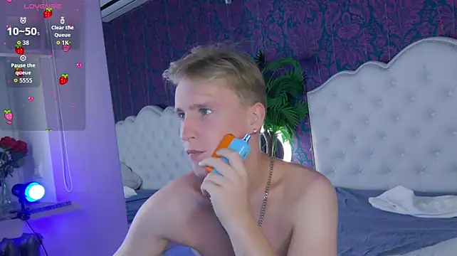 _AlexHot_ live XXX chat