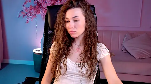 Chat +18 de AsterBlom ao vivo