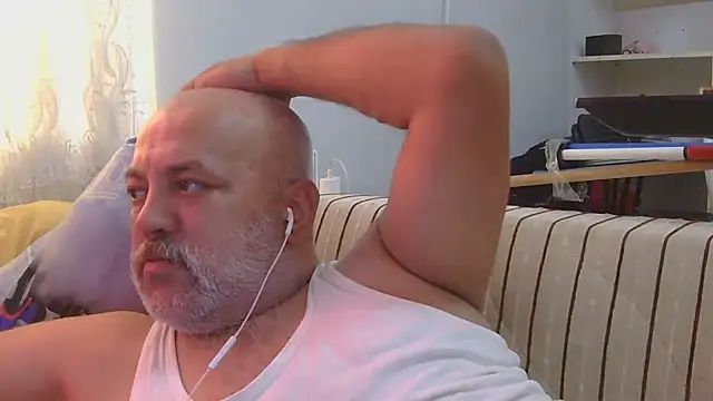 husoizmir's Live XXX Chat