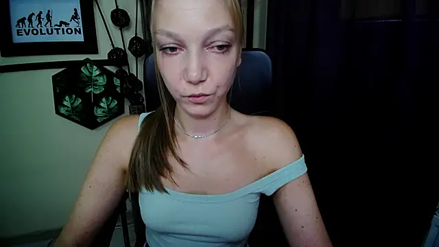 EmillyPlay 라이브 XXX 채팅