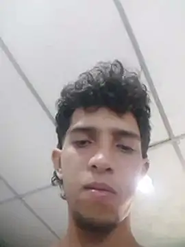 Noscay লাইভ XXX চ্যাট