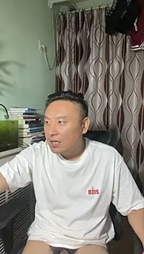XXX chat uživo modela mrcake666