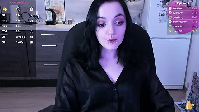צ'אט XXX בשידור חי של lina__tyaaan