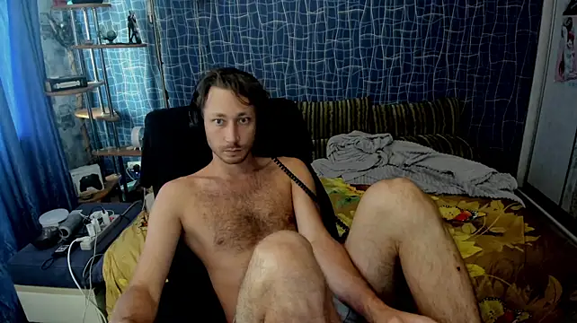 צ'אט XXX בשידור חי של CuteBoy228