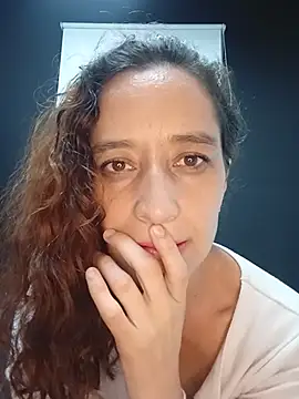 Aurabloom_1's Live XXX Chat