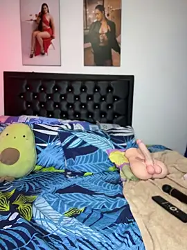 ChloeeLaurent – Naživo XXX chat