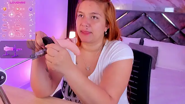 Sopphiiafox's Live XXX Chat
