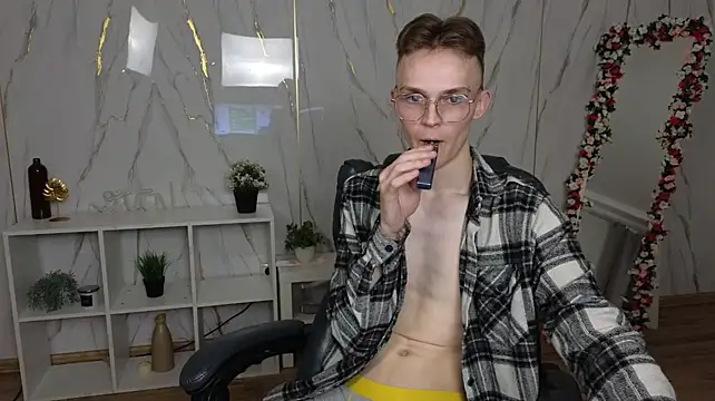Chatroom XXX en direct de Midnight_gospell