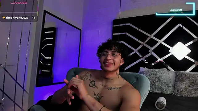 Онлайн чат XXX JayTaylorr