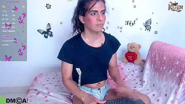 karen_sophia Adlı Modelin Canlı XXX Sohbeti