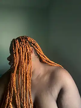 Chat +18 de QueenTease420 ao vivo