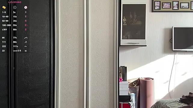 Czat XXX na żywo – PolliStar