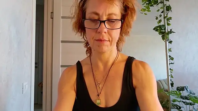 Czat XXX na żywo – LioraWeiss