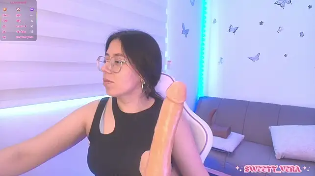 sweettvera Adlı Modelin Canlı XXX Sohbeti