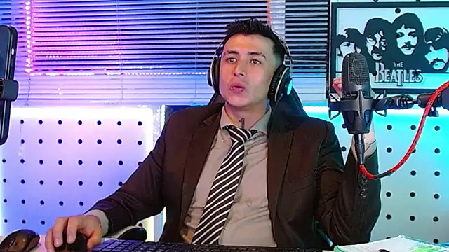 Godofcumxxx's Live XXX Chat