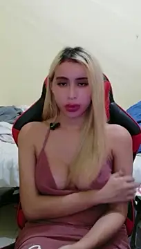 celest_yummy's Live XXX Chat